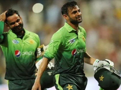 T20 World Cup Shoaib Malik replaces injured Sohaib Maqsood in Pakistan squad | T20 World Cup: टी20 विश्व कप से पहले पाकिस्तान टीम को झटका, दिग्गज खिलाड़ी बाहर, पूर्व कप्तान की वापसी