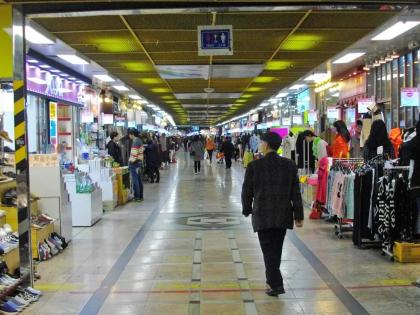 Covid-19: Malls and shops in Haryana will be closed on Monday, Tuesday instead of weekend | कोविड-19: हरियाणा में मॉल और दुकानें सप्ताहांत के बजाय सोमवार, मंगलवार को बंद रहेंगी