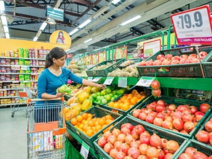Wholesale inflation rises negatively to 0.58 percent in July food prices rise | थोक महंगाई जुलाई में नकारात्मक 0.58 प्रतिशत, खाद्य वस्तुओं के दाम बढ़े