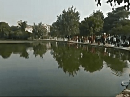 Shraddha Murder Case: To find Shraddha's head, the police emptied the water of Maidangarhi's pond | Shraddha Murder Case: श्रद्धा का सिर तलाशने के लिए पुलिस ने खाली करवाया मैदानगढ़ी के तालाब का पानी