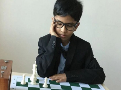 9 years chess prodigy shreyas royal wins visa battle can stay in uk with family | 9 साल के भारतीय शतरंज खिलाड़ी श्रेयष ने ब्रिटेन में जीती वीजा की लड़ाई