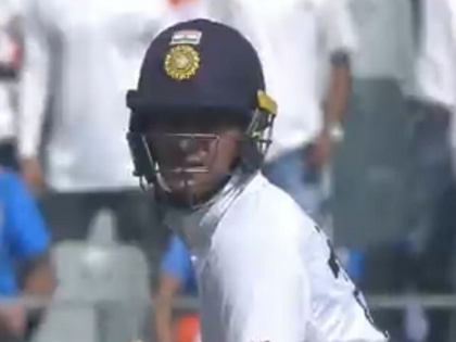 IND vs NZ Mumbai test crowd chants ‘Sachin- Sachin’ when Shubman Gill smashes four | IND Vs NZ: शुभमन गिल ने मारा चौका तो स्टेडियम में फिर गूंजने लगा 'सचिन...सचिन', देखें वीडियो