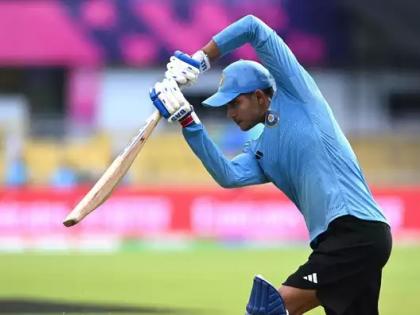 ODI World Cup 2023 Shubman Gill down with fever to undergo dengue tests doubtful starter for India's World Cup opener | Shubman Gill ODI World Cup 2023: शुभमन गिल को डेंगू!, ऑस्ट्रेलिया के खिलाफ नहीं खेलेंगे, टीम इंडिया की चिंता बढ़ी