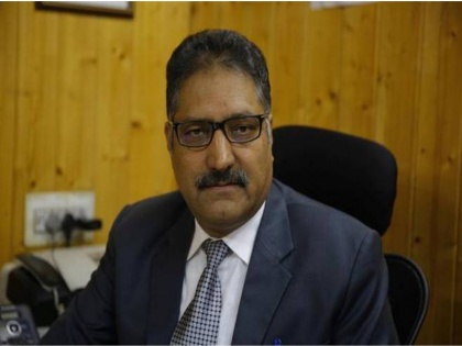 Shujaat Bukhari Asked Government For More Security Says Ex Spy Chief | 'शुजात बुखारी ने हत्या से पहले की थी CM महबूबा से मुलाकात, सुरक्षा बढ़ाने के लिए उठाई थी मांग'