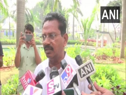 Andhra Pradesh More than 10 students ill due to leakage of chlorine gas in swimming pool in Vijayawada | आंध्र प्रदेशः विजयवाड़ा में स्वीमिंग पूल में क्लोरीन गैस का रिसाव होने से 10 से अधिक छात्र बीमार, अस्पताल में कराया गया भर्ती