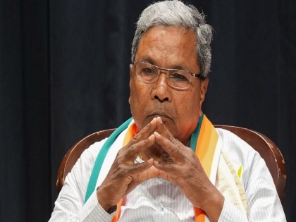 Karnataka: BJP accused Siddaramaiah government of being 'anti-Hindu', strongly criticized the 10 percent tax imposed on temples | Karnataka: भाजपा ने सिद्धारमैया सरकार पर लगाया 'हिंदू विरोधी' होने का आरोप, मंदिरों पर लगाये गये 10 फीसदी टैक्स की कड़ी आलोचना की