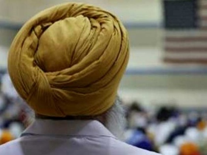 america: Sikh person beaten, told him to go back to country | अमेरिका में सिख व्यक्ति से मारपीट, कहा-अपने देश वापस जाओ