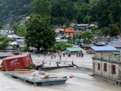 Sikkim Flash Floods Updates Natural disasters causing devastation in most districts due heavy rains floods cutting trees rampant construction Reminded me horrifying scene of 1968 | Sikkim Flash Floods Updates: भारी बारिश और बाढ़ से सिक्किम के अधिकांश जिलों में तबाही, पेड़ों की कटाई और बेतहाशा निर्माण ला रहे प्राकृतिक आपदाएं, 1968 खौफनाक मंजर की याद...