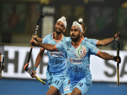 hockey world cup 2018 group c india and belgium play out 2 2 draw | Hockey World Cup: भारत के हाथ से आखिरी पांच मिनट में फिसली जीत, बेल्जियम के साथ मैच 2-2 से ड्रॉ
