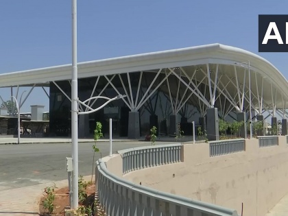 Sir M. Visvesvaraya Terminal railway terminal in Bengaluru provide airport-like facilities see video pic | Sir M. Visvesvaraya Terminal: पहला एयरकंडीशंड रेलवे स्टेशन, एयरपोर्ट जैसी सुविधा, 300 करोड़ लागत, 4200 वर्ग मीटर में फैला, जानें खासियत