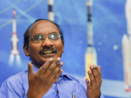 Chandrayaan: Hope remains, scientist trying to contact lander 'Vikram' again says Isro Chief K.Sivan | Chandrayaan-2: बाकी है उम्मीद, लैंडर 'विक्रम' से दोबारा संपर्क की कोशिश में जुटे वैज्ञानिक