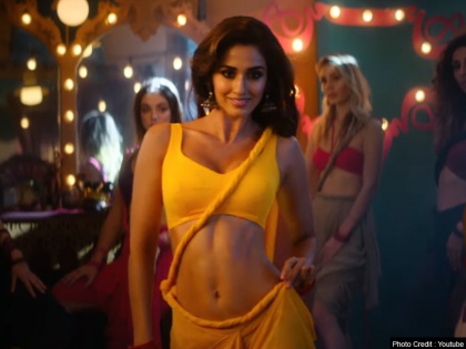 disha patni gets trolled for song slow motion | सलमान खान की फिल्म 'भारत' में गाने 'स्लो मोशन' को लेकर यूजर्स ने दिशा पटानी को किया ट्रोल, लोगो ने पूछे कुछ ऐसे सवाल