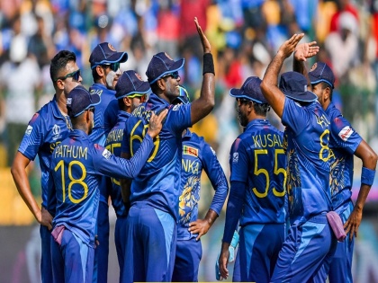ENG vs SL CWC 2023 Sri Lanka beats defending champion England by 8 wickets, fourth defeat in 5 matches in World Cup | ENG vs SL: श्रीलंका ने गत चैंपियन इंग्लैंड को 8 विकेट से हराया, विश्वकप में 5 मैचों में चौथी हार