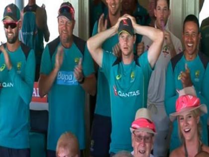 ashes series steve smith reaction on mitchell marsh and shaun marsh century celebration | एशेज: इस खिलाड़ी के शतक का जश्न देखकर अटकी स्मिथ की सांसें, ड्रेसिंग रूम से चिल्ला पड़े