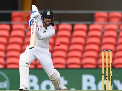 Smriti Mandhana first Indian woman player to score century in Day Night Test | ऑस्ट्रेलिया के खिलाफ डे-नाइट टेस्ट में स्मृति मंधाना का शतक, बनीं ऐसा करने वाली पहली भारतीय महिला बल्लेबाज