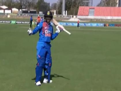 India Women's vs England Women's, 1st T20I: Smriti Mandhana was given out by on-field umpire but TV umpire overturned decision | INDW vs ENGW: स्मृति मंधाना को फील्ड अंपायर ने दे दिया था आउट, फिर टीवी अंपायर ने क्यों पलटा फैसला, जानिए
