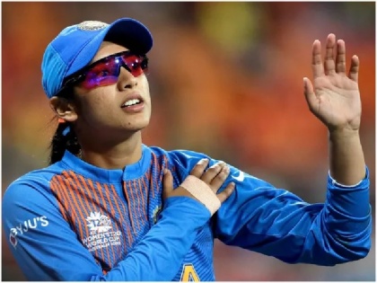 Smriti Mandhana reveals how she reacted after her followers increased rapidly during women's world cup 2017 | स्मृति मंधाना ने किया खुलासा, 'पांच दिन में 200 से 2.99 लाख हो गए फॉलोअर, तो लगा 'पागल हो गए लोग'