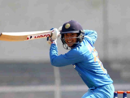 womens cricket india beat sri lanka in first odi by 9 wickets as mandhana hits half century | शानदार गेंदबाजी के बाद स्मृति मंधाना की दमदार बैटिंग, भारत ने पहले वनडे में श्रीलंका को 9 विकेट से रौंदा