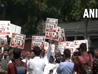 Karnataka Election Results Congress-112, BJP 68 and JDS-24 ahead in initial trends | Karnataka Election Results: शुरुआती रुझानों में कांग्रेस-112, भाजपा-68 और जेडीएस-24 सीटों पर आगे, कांग्रेस मुख्यालय पर जश्न