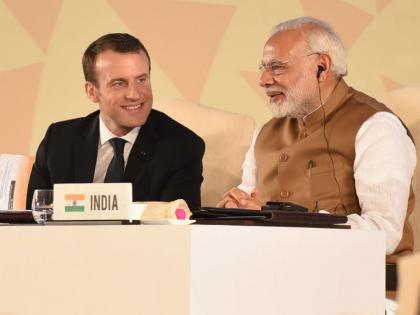 PM Narendra Modi and Emmanuel Macron to visit Varanasi and Mirzapur | फ्रांस के राष्ट्रपति मैक्रों और पीएम मोदी आज जाएंगे बनारस, सोलर पावर प्लान्ट का करेंगे उद्घाटन 