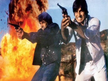 Amitabh Bachchan Reveals Dharmendra Fired A Real Gun In Sholay Bullet Just Missed His Ear | अमिताभ बच्चन का बड़ा खुलासा, फिल्म 'शोले' की शूटिंग के दौरान धर्मेंद्र ने चला दी थी असली गोली, फिर ऐसे बची थी जान