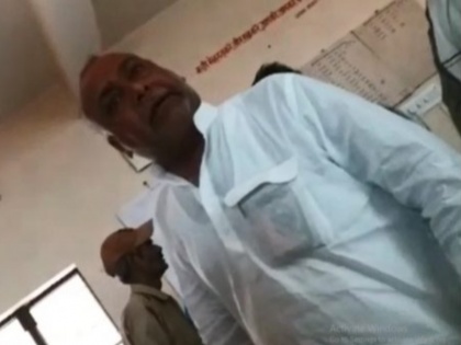fir against ex mp and bjp leader for abusing police official | सोनभद्र: BJP नेता ने थाने में दिखाई दबंगई, गाली-गलौज का वीडियो वायरल