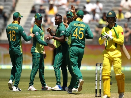 Australia were all out on 152 vs South Africa in 1st ODI in Perth | दक्षिण अफ्रीका की घातक गेंदबाजी, पहले वनडे में ऑस्ट्रेलिया को 152 रन पर किया ढेर, चमके डेल स्टेन