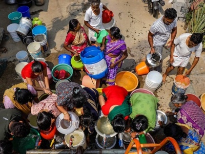 Not Just Bengaluru Entire South India Karnataka, Tamil Nadu, Andhra Pradesh, and Telangana Staring Water Crisis Summer Dipping Reservoir Stores Raise Alarm | South India Water Crisis: सिर्फ बेंगलुरु ही नहीं, पूरा दक्षिण भारत गर्मी में जल संकट से जूझ रहा..., आखिर क्या है वजह, जानें रिपोर्ट