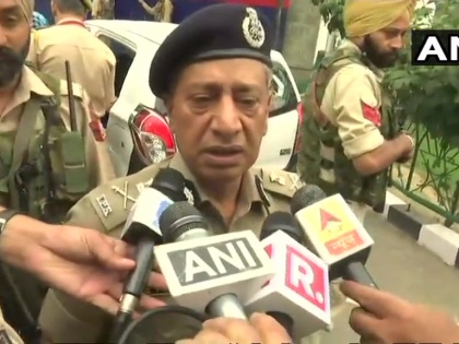 Jammu Kashmir: An encounter started between security forces and terrorists in Anantnag Srigufwara | अनंतनाग मुठभेड़ में DGP एसपी वैद ने कहा- सूचना मिलते ही लिया एक्शन, तीनों आतंकी ढेर