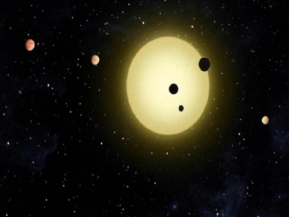 5 Planets together This month, rare planetary parade visible to the naked eye | आसमान में इस महीने दुर्लभ नजारा, बिना दूरबीन या टेलिस्कोप के 5 ग्रह एक साथ देख सकेंगे, 18 साल बाद होने जा रहा है ऐसा