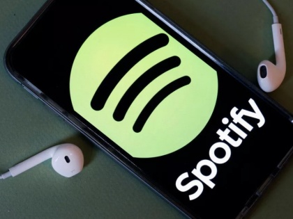 Spotify To Add Content Advisory To Covid Related Podcasts After Backlash | कोविड-19 से संबंधित पॉडकास्ट में कंटेंट एडवाइजरी ऐड करेगी स्पॉटिफाई, जानें क्या है पूरा मामला