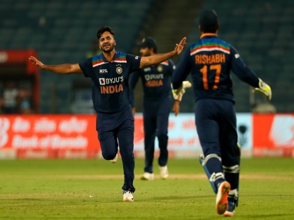 India vs England virat kohli and team won sixth odi series against england | IND vs ENG, 3rd ODI: इंग्लैंड के खिलाफ लगातार छठी सीरीज में भारत को मिली जीत, ऋषभ पंत और शार्दुल ठाकुर रहे जीत के हीरो