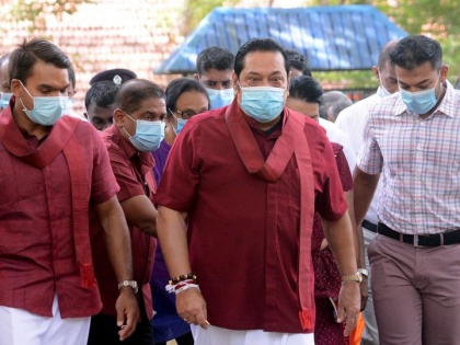 Rajapaksa family aims for big win in Sri Lanka’s parliamentary election 2020 voting till 4 pm 55 percent | 2020 Sri Lankan parliamentary election: शाम चार बजे तक 55 प्रतिशत मतदान, राजपक्षे परिवार को जीतने की उम्मीद