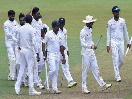 sl vs sa sri lanka becomes first team to win test match by using only spinners | SL Vs SA: केवल स्पिनर्स के दम पर जीत लिया मैच, टेस्ट इतिहास में ऐसा करने वाली पहली टीम बनी श्रीलंका