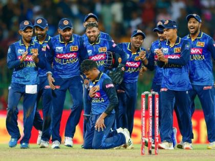 SL vs IND live score, 3rd ODI Highest opening partnership since Upul Tharanga Mahela Jayawardene put together 213 in Kingston in July 2013, 31 innings ago | SL vs IND 3rd ODI: 11 साल बाद सबसे बड़ी ओपनिंग साझेदारी, पहले विकेट के लिए 89 रन जोड़े, 2013 में थरंगा और जयवर्धने ने 213 रन...