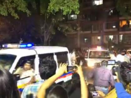 Live Video Sridevi's dead body reaches Mumbai | Video: मुंबई पहुंचा श्रीदेवी का पार्थिव शरीर, इस घर में रात भर रहेगा शव Live Video Sridevi's dead body reaches Mumbai | Video: मुंबई पहुंचा श्रीदेवी का पार्थिव शरीर, इस घर में रात भर रहेगा शव