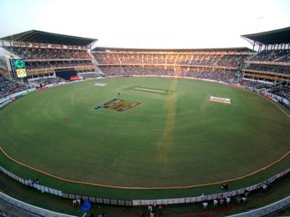 New cricket stadium inaugurated in Tamil Nadu | तमिलनाडु में नए क्रिकेट स्टेडियम का उद्घाटन, एन श्रीनिवासन ने किया IPL मैच कराने का वादा