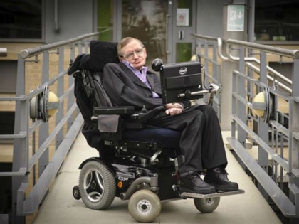 Professor Stephen Hawking has died at 76, wrote brief history of time | महान वैज्ञानिक स्टीफन हॉकिंग का 76 वर्ष की आयु में निधन, परिजनों ने जारी किया भावुक संदेश