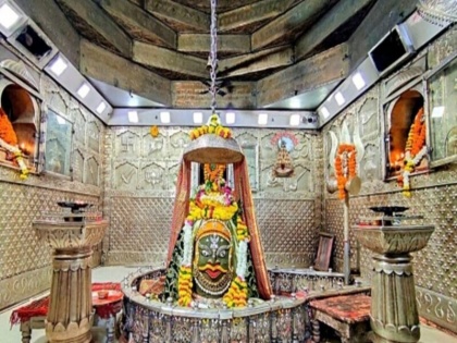 Online facility started for early protocol darshan booking in Mahakal temple | महाकाल मंदिर में शीघ्र प्रोटोकॉल दर्शन बुकिंग के लिए ऑनलाइन सुविधा शुरू हुई