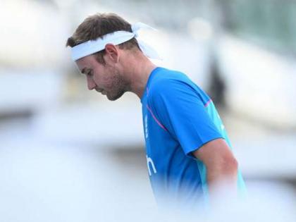 ENG vs IND England paceman Stuart Broad ruled out Test series Jonny Bairstow said on James Anderson | इंग्लैंड के धुरंधर गेंदबाज सीरीज से बाहर, विकेटकीपर बल्लेबाज जॉनी बेयरस्टॉ ने जानिए जेम्स एंडरसन पर क्या कहा