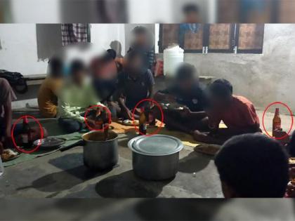 Telangana Class 10 students seen drinking booze party probe launched farewell party see pics video | तेलंगानाः 10वीं कक्षा के छात्र विदाई पार्टी के दौरान बीयर पीते दिखे, जांच शुरू, तस्वीरें वायरल