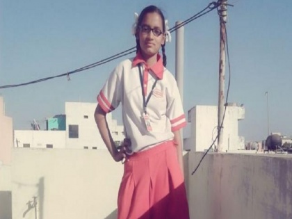 Hyderabad 14-year-old student commits suicide after school humiliates her for 2000 due fees | फीस जमा नहीं करने पर परीक्षा में नहीं दिया गया बैठने तो छात्रा ने किया सुसाइड, नोट में लिखा- सॉरी मां