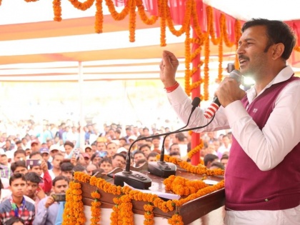 Jharkhand Assembly Election 2019 bjp leader join AJSU for ticket here is detailed story | झारखंड चुनाव: गठबंधन टूटने के बाद भाजपा से नाराज कई नेता गये आजसू के शरण में, तमाम दलों में असंतुष्ट नेताओं ने बढ़ाई चिंता