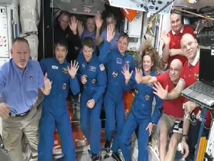 Sunita Williams new team reached space to pick up Sunita Williams trapped in space video surfaced | Sunita Williams: अंतरिक्ष में फंसी सुनीता विलियम्स को लेने के लिए अंतरिक्ष में पहुंचा नया दल, वीडियो आया सामने Sunita Williams new team reached space to pick up Sunita Williams trapped in space video surfaced | Sunita Williams: अंतरिक्ष में फंसी सुनीता विलियम्स को लेने के लिए अंतरिक्ष में पहुंचा नया दल, वीडियो आया सामने