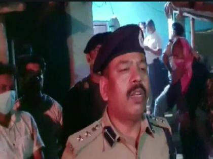 Five members of the same family committed suicide | बिहार में एक ही परिवार के पांच सदस्यों ने की आत्महत्या, पुलिस ने शुरू की मामले की जांच Five members of the same family committed suicide | बिहार में एक ही परिवार के पांच सदस्यों ने की आत्महत्या, पुलिस ने शुरू की मामले की जांच