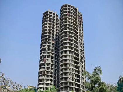 Supertech twin towers in Noida will be demolished at on August 28 | 28 अगस्त को गिराया जाएगा नोएडा का सुपरटेक ट्विन टॉवर, 9 घंटे तक बेघर रहेंगे 7 हजार लोग