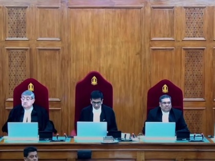 Article 370 Court upheld decision to abrogate Article 370, directed to hold elections by September 2024 Reorganization of Ladakh as a Union Territory retained, know the important points of the Constitution Bench of five judges | केंद्र शासित प्रदेश के रूप में लद्दाख पुनर्गठन बरकरार, जानें पांच जजों की संविधान पीठ की बड़ी बातें