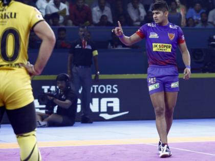 Pro Kabaddi 2019: Dabang Delhi beat Telugu Titans by 34-33 in Exciting match | Pro Kabaddi 2019: होम ग्राउंड पर तेलुगू टाइटंस की लगातार तीसरी हार, कांटे के मुकाबले में दिल्ली ने एक अंक से हराया