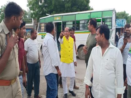 BJP Kanpur MLA Surendra Maithani Threatens Official Against Demolition Action, video goes viral | 'बुलडोजर और सबको घुसड़वा दूंगा इसी नहर में..', यूपी में बुलडोजर कार्रवाई के खिलाफ खड़ा हुआ भाजपा का ही विधायक, VIDEO हुआ वायरल BJP Kanpur MLA Surendra Maithani Threatens Official Against Demolition Action, video goes viral | 'बुलडोजर और सबको घुसड़वा दूंगा इसी नहर में..', यूपी में बुलडोजर कार्रवाई के खिलाफ खड़ा हुआ भाजपा का ही विधायक, VIDEO हुआ वायरल