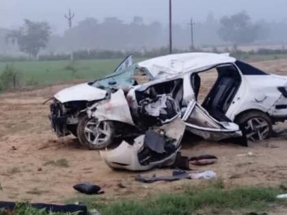 Surendranagar Fire 8 Killed Cars Collide and Catch Fire in Gujarat lot of difficulty in removing dead bodies | Surendranagar Fire: 8 लोग जिंदा जले, कार-एसयूवी की टक्कर, शवों को निकालने में काफी मशक्कत